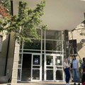 DS o „skandalu“ na Medicinskom fakultetu: „Mafijaški režim gubi kontrolu“