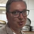 "Ja sam birao ime, da se neki nerviraju" Vučić posetio pekaru "Oskar" u Prokuplju: "Dobra pekara i miris svežeg peciva uvek…