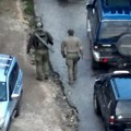 Skandalozan snimak iz vozilia kosovskih specijalaca: Kurtijevi policajci tokom akcije slušali pesme o OVK!
