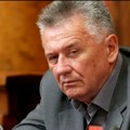 Velja Ilić prebačen u bolnicu u Čačku: Bivšeg ministra ujela zmija