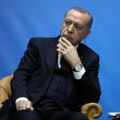 Erdogan nudi Rusiji i Ukrajini mirovne pregovore u Turskoj: "Treba dati šansu diplomatiji"