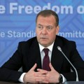 Medvedev upozorava: "Tramp može da postigne rešenje za ukrajinski sukob, ali Rusija računa samo na sebe