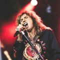 David Coverdale želi srećan Dan zaljubljenih