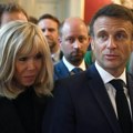 Ovo su roditelji Emanuela Makrona: Svekrva od snaje starija samo 3 godine, nije mogla da je prihvati, a onda su se suočile "Ti…