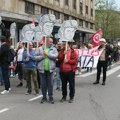 Kod Vukovog spomenika počelo okupljanje građana