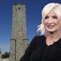 Pevačica Vidovdan dočekala na Gazimestanu! Cakani se ispunila najveća želja, hitno se oglasila i poslala snažnu poruku sa…