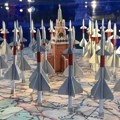 Moskva ključa; Gađaće Berlin?