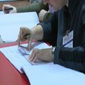 Građani Srbije u BiH glasaju na vanrednim parlamentarnim izborima