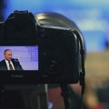 „Jadni, jadni Vladimir Putin“: Reakcije novinara na intervju Takera Karlsona sa predsednikom Rusije