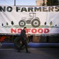 Štrajku poljoprivrednika se priključili i grčki i češki farmeri