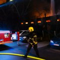Požar u garaži od zgrade "Geneksa": Vatrogasci na terenu, treći put izbio u poslednjih mesec dana (foto)