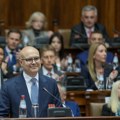 Sednica Skupštine o izboru vlade: Mandatar Vučević izneo ekspoze, Brnabić isključila poslanika opozicije, nastavak sutra