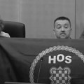 Užas u hrvatskom saboru Poslanik razvio zastavu HOS-a (video)