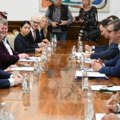 "Srbija nastavlja putem fiskalne stabilnosti" Vučić sa delegacijom MMF: Pregovori bili naporni, ali je ostvaren sjajan…