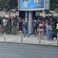 Blokade ulica na više lokacija u Beogradu, saobraćaj se uglavnom odvija normalno