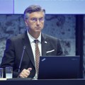 Hrvatski premijer tvrdi da ne likuje već je zabrinut zbog zbivanja u Srbiji "Imamo poprilično neposredna znanja"