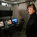 "Ćerke su mi vaspitane u duhu tradicionalnih vrednosti" Zdravko Čolić ima dve ćerke, a njegovu Laru su zbog smele objave…