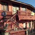 Lavovi, fontana i luksuz na obali mora! Ova kuća je u vlasništvu Anđele Đuričić: Prodavala se za astronomsku cifru
