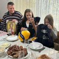 Siniša Mali obišao porodicu Pašić – dobitnike glavne nagrade uzmi račun i pobedi