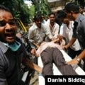 Više od 100 ljudi poginulo u stampedu na vjerskom skupu u Indiji