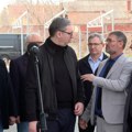 Vučić u Jablaničkom okrugu - posetio fabriku "Voćar Kosančić" u Bojniku