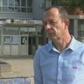 Novi protest ispred OŠ "Pavle Savić" zbog smene direktora: Zvali smo i Hitnu pomoć, nastavnicama pozlilo