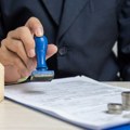 Stambeni krediti i novi zakon o zaštiti korisnika finansijskih usluga Ko ne može da otplaćuje rate, može da proda stan i vrati…