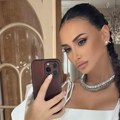 Sada je sve jasno! Procurile fotke Emine Jahović pre svih operacija, evo šta je zapravo radila na sebi (Foto)