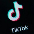 TikTok postaje još društveniji: Zajednički feed, kolekcije i praznične poruke