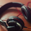 Руси направили слушалице које стварају шифровану комуникациону мрежу