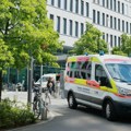 Policija odvela devojku u bolnicu sa rekordnih 5,25 promila alkohola