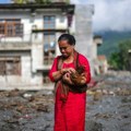 Nepal: Broj žrtava raste, odluka direktora spasila 900 učenika od poplava