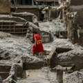 Nepal: Broj stradalih veći od 700, hiljade nestalih, potraga za zatrpanim radnicima