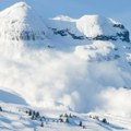 Lavina zatrpala skijaša u Sloveniji