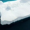 Stručnjaci su bušili led na grenlandu, a onda su došli do zapanjućeg otkrića Ono što su pronašli na dnu ih je šokiralo…