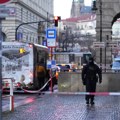 Dan posle masovne pucnjave u Pragu – mere predostrožnosti u školama, povređeni stabilno