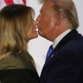 Melanija i Donald Tramp slave 20. godišnjicu braka: Imali su glamurozno venčanje, a mlada je blistala u venčanici ukrašenoj…