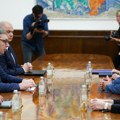 "Veoma dobar sastanak": Vučić sa Bocan - Harčenkom o bilateralnoj saradnji, uključujući aranžmane iz energetike (foto)