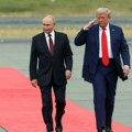 Ušakov: Putin u razgovoru sa Trampom naglasio zainteresovanost za mirno rešenje