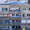 Bukti rat komšija u zgradi u Beogradu: Ovakvi prizori se viđaju svaki dan, ljudima prekipelo pa žestoko opleli po susedima foto…