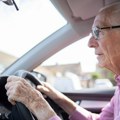 Nestvarno šta vozači stariji od 75 godina u ovoj zemlji moraju da urade da bi obnovili vozačku dozvolu: Ovako je u Srbiji