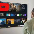 Razgovarajte sa vašim televizorom: YouTube testira AI funkciju konverzacije sa velikim ekranom