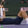 VIDEO "Najbolji poen koji ćete ikada videti": Novak prkosi zakonima i izvlači nemoguće, pogledajte zbog čega je samo pao na…