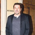 Razveo se, pa uplovio u brak sa 14 godina mlađom! Nakon kraha ljubavi otkrio sve detalje: Trebalo je sve to progutati...
