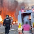(VIDEO) Kuće zapaljene u Belfastu tokom noći nasilja, poslanik tvrdi da su ljudi bili meta zbog boje kože
