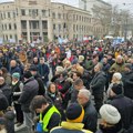 Niko 16 minuta nije ni proglasio verskim obredom: Vučić odavanje počasti stradalima u padu nadstrešnice nazvao satanizmom