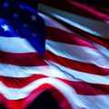 Misteriozan prizor na zgradi američke ambasade u Moskvi odmah nakon posete prvog čoveka CIA-e VIDEO