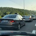 Udes na auto-putu: Saobraćaj u smeru ka Beogradu se odvija zaustavnom trakom
