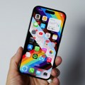 Siri će vam omogućiti da kontrolišete iPhone glasom