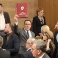 Crnogorske sudije u penziju idu po venecijancima: U razrešenje duboke političke krize premijer Spajić u pomoć poziva…